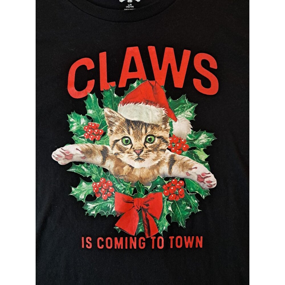 Holiday Time Women's L (42-44) Claws Is Coming To Town Kitten Christmas T-Shirt